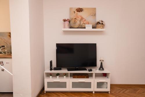 apartman Fuerte 2 Cukarica stan na dan Beograd smestaj Ada Ciganlija