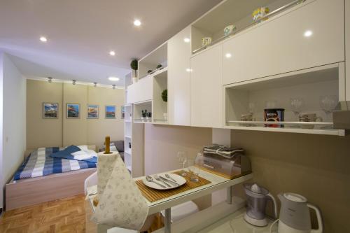 Lux Life Apartment Beograd stan na dan sa đakuzijem smeštaj kod Vukovog spomenika i TC Zira