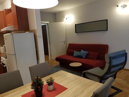Luka Lux apartman Vozdovac stan na dan Beograd smestaj lux djakuzi