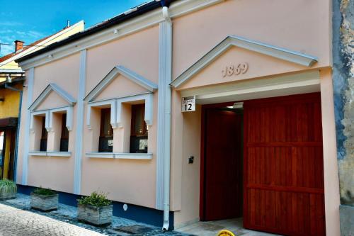 Villa 1869 Zemun stan na dan Beograd smestaj kej Dunav lux vile