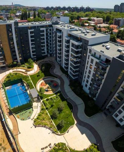 Viva apartment in condominium Beograd stan na dan smeštaj u Vojvode Stepe na Voždovcu sa baštom