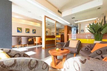 Akacija Luxury Suites Zemunski kej stan na dan luksuzni smeštaj u Zemunu sa parkingom