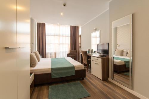 Balkan Hotel Garni Cukarica Beograd smestaj hoteli Banovo brdo parking