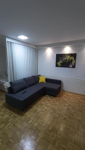 Trgovacka Zarkovo Apartman stan na dan smeštaj na Čukarici u Trgovačkoj ulici blizu Vidikovca